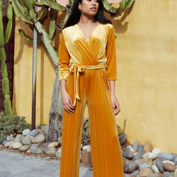 Scandal Italy Pants - Scandal Italy Gold Velvet Diva Jumpsuit